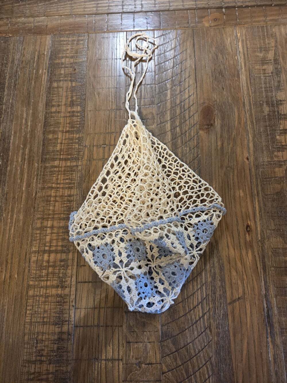 Doily Drawstring Pouch - Picture 4 of 6